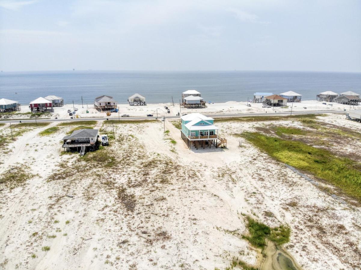 Salty Seahorse - Waterfront! Pet Friendly! Game Room, Pool Table, Beautiful Views - Room For The Whole Family Home Dauphin Island Bagian luar foto