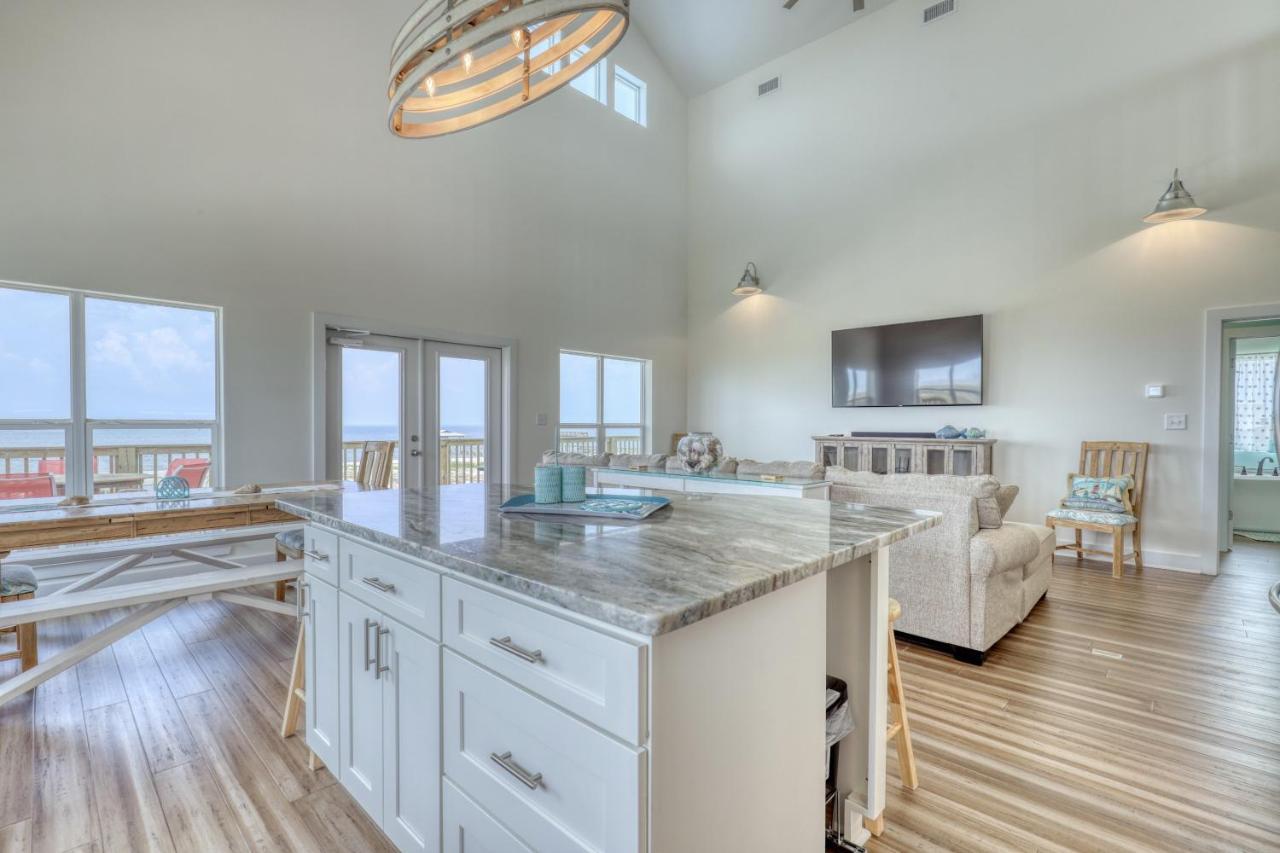 Salty Seahorse - Waterfront! Pet Friendly! Game Room, Pool Table, Beautiful Views - Room For The Whole Family Home Dauphin Island Bagian luar foto
